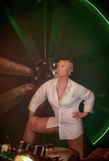 Анна: индивидуалка проститутка Омска