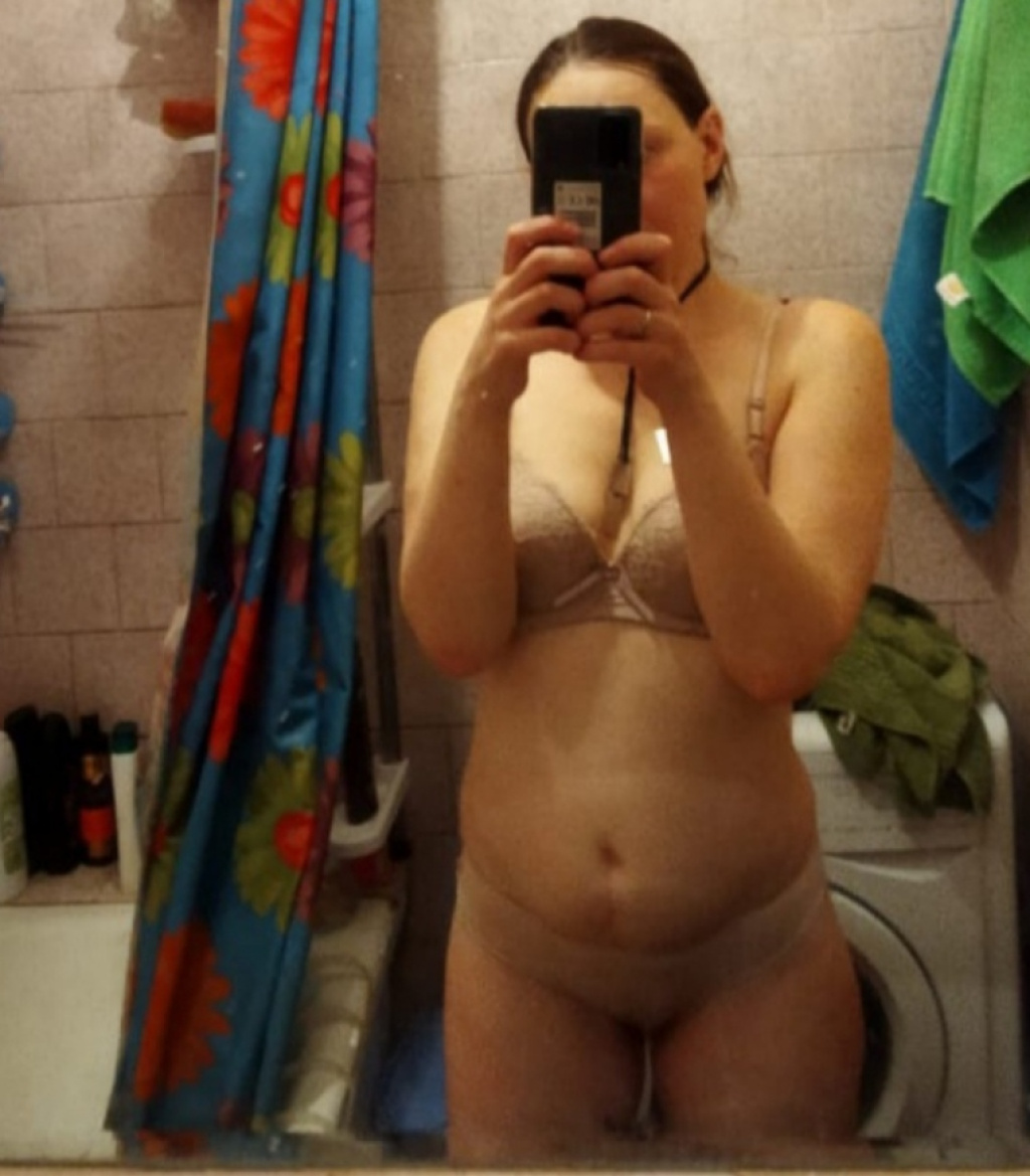 Виктория: проститутки индивидуалки в Омске