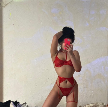 Александра: индивидуалка проститутка Омска