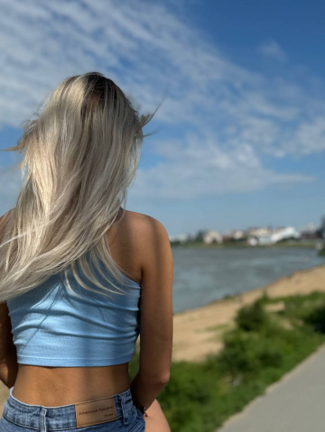 Яна : индивидуалка проститутка Омска