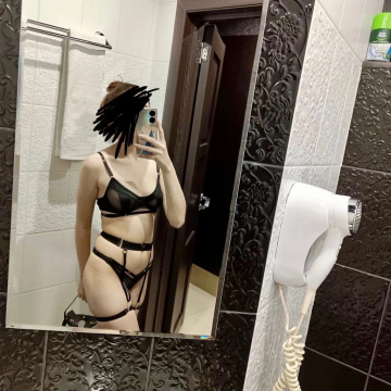 Алена : индивидуалка проститутка Омска