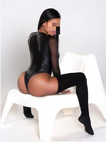 Алина: индивидуалка проститутка Омска