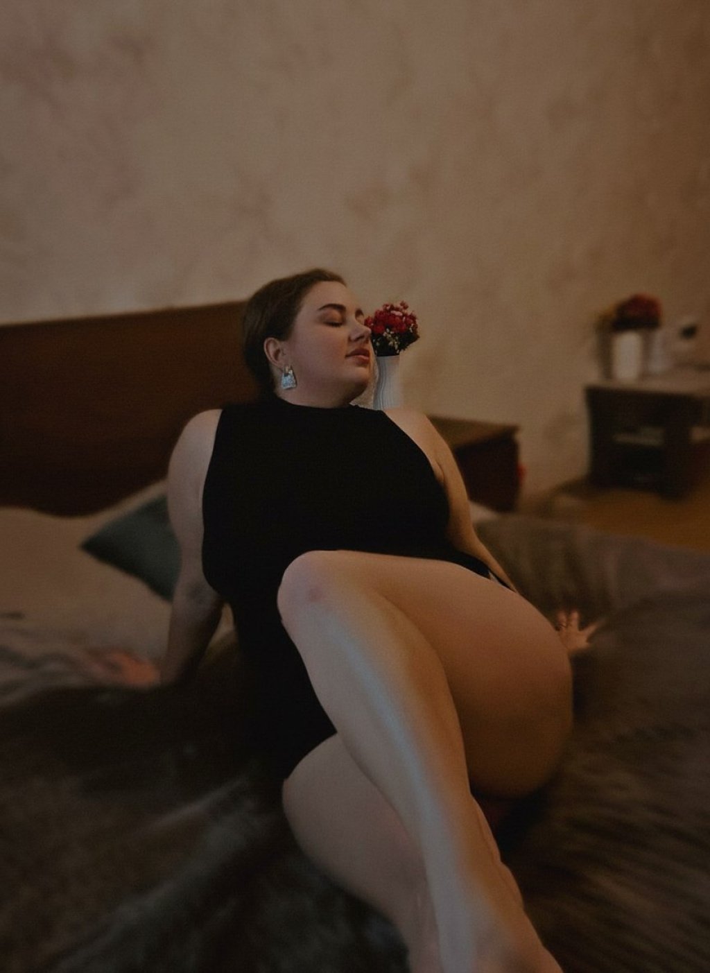 Элина: проститутки индивидуалки в Омске