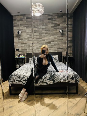 Анна: индивидуалка проститутка Омска