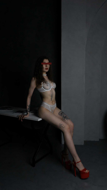 Алиса: индивидуалка проститутка Омска