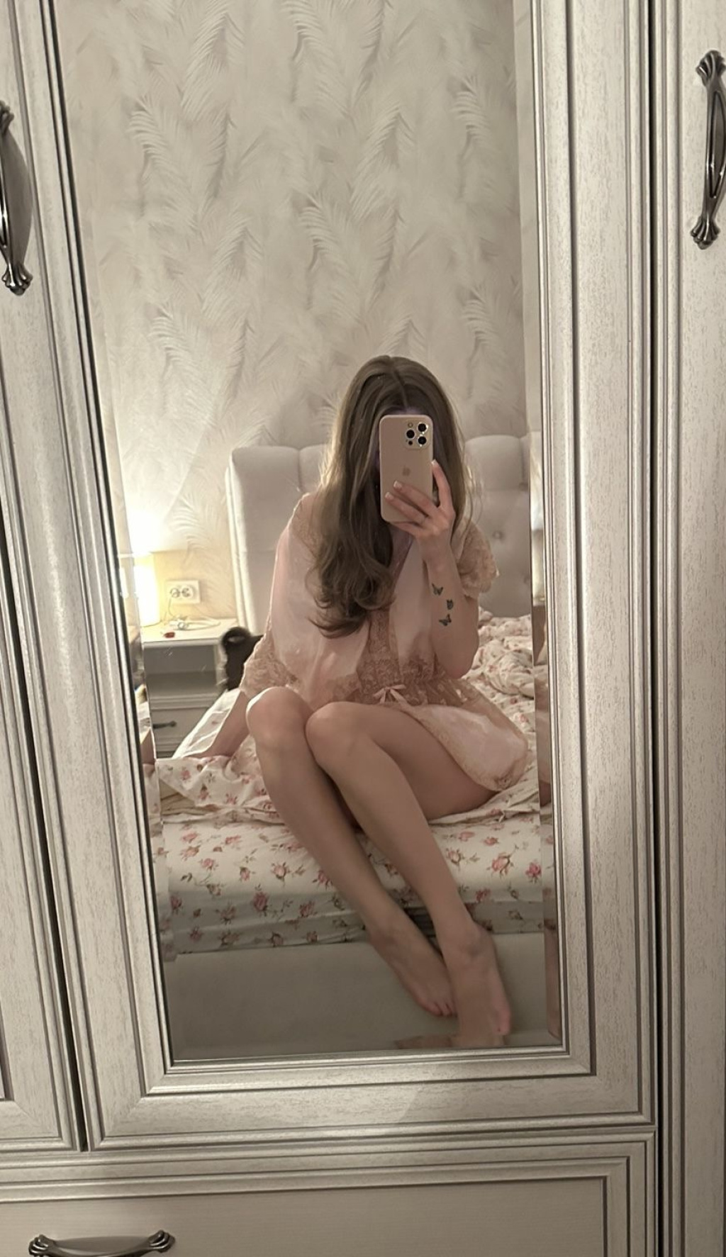 Анюта : проститутки индивидуалки в Омске