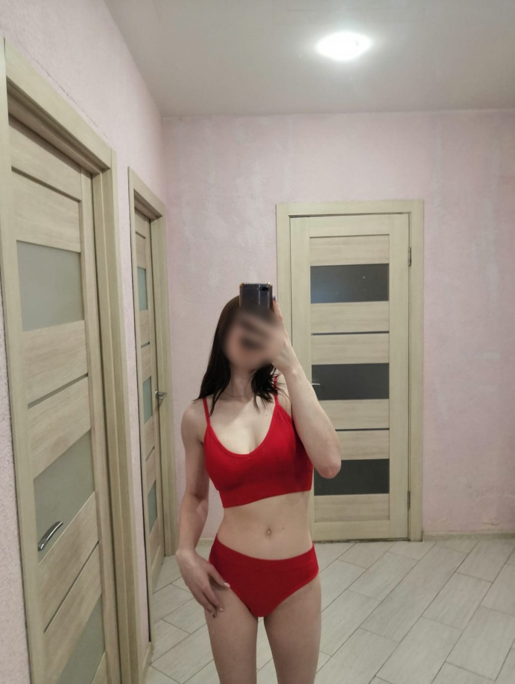 Лера: проститутки индивидуалки в Омске