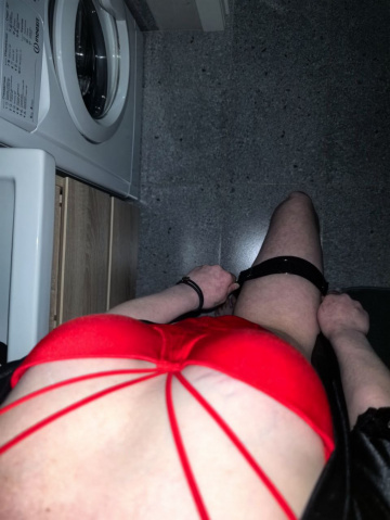 Настюша: индивидуалка проститутка Омска