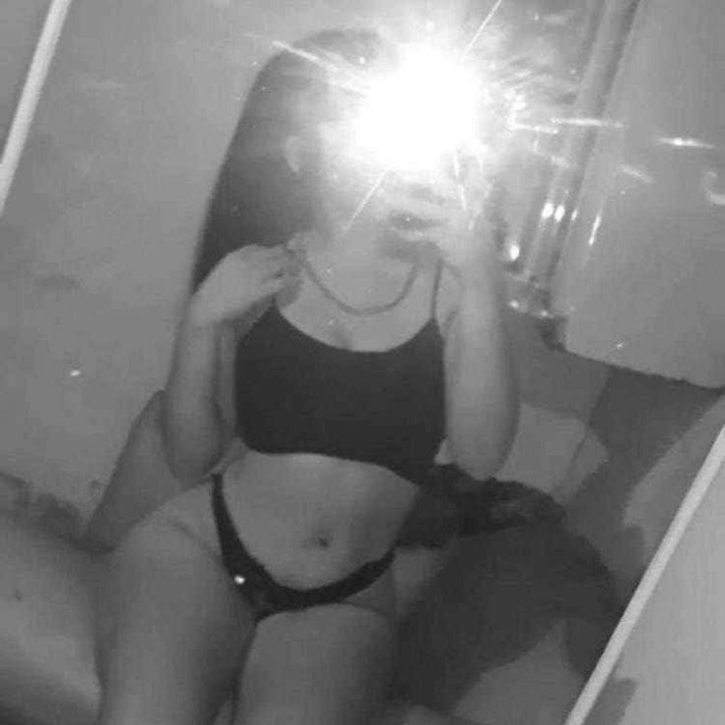 Мия : проститутки индивидуалки в Омске