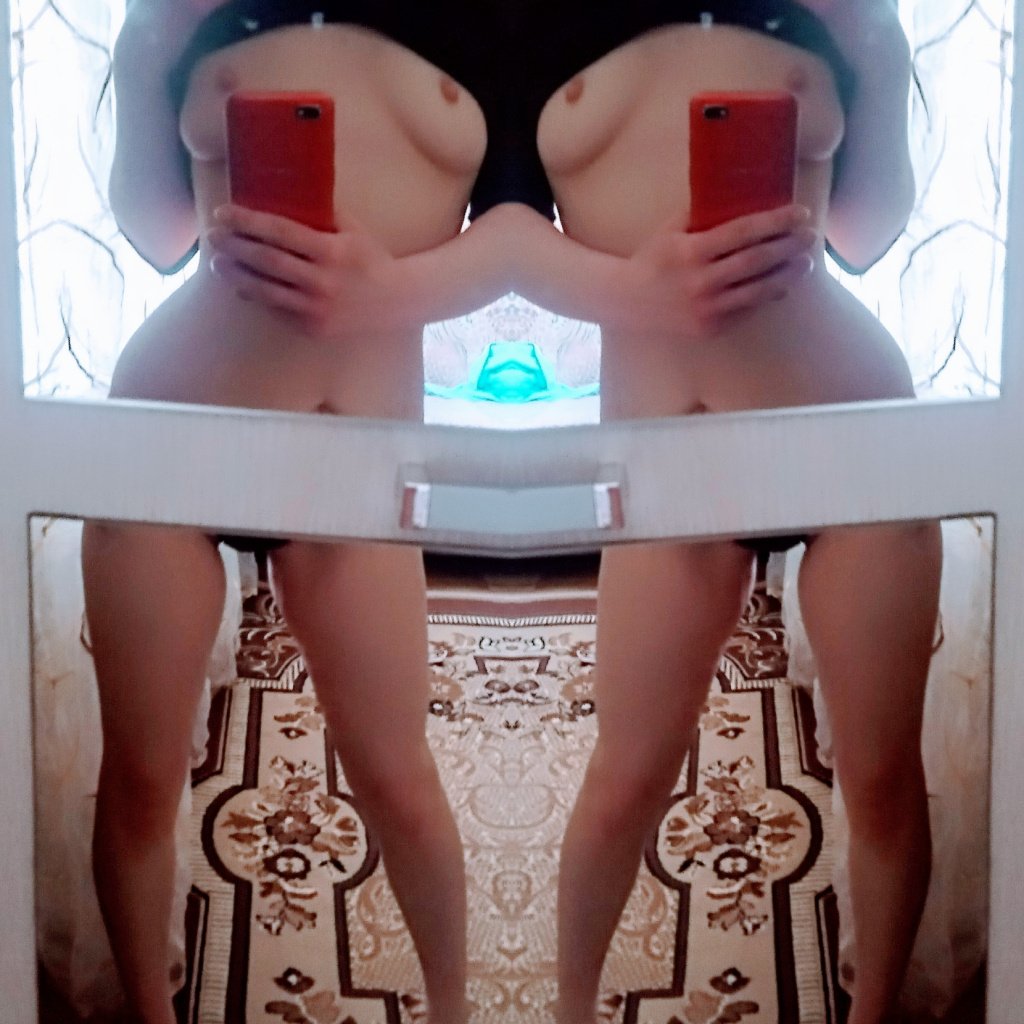 Анастасия : проститутки индивидуалки в Омске