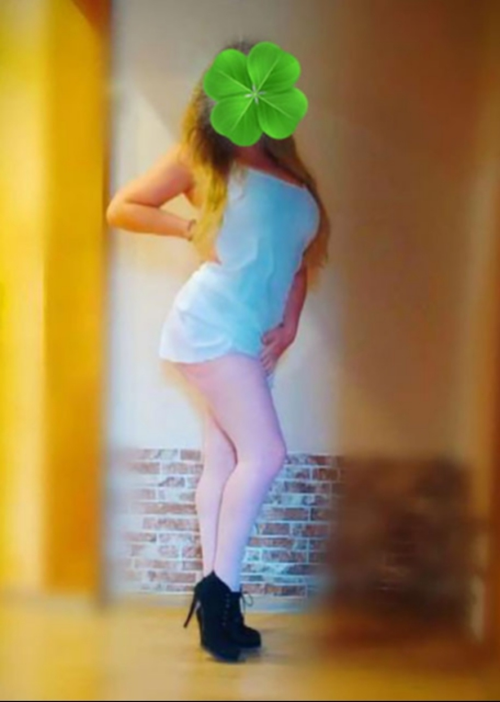 Эля: проститутки индивидуалки в Омске