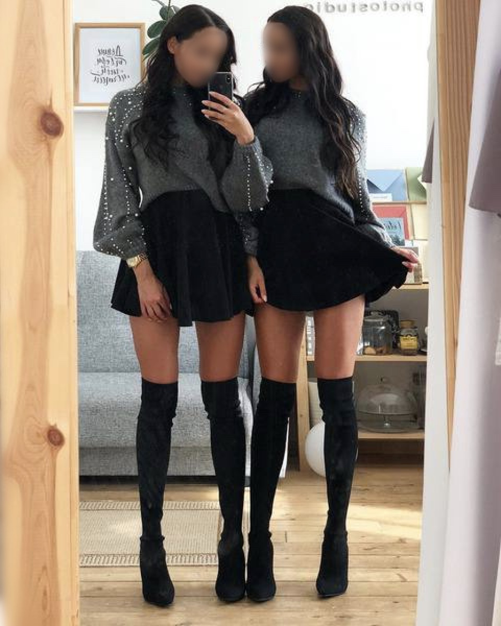 Близняшки : проститутки индивидуалки в Омске