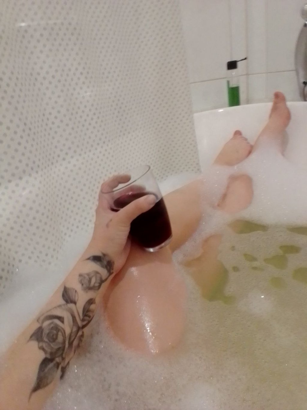 Вирт: проститутки индивидуалки в Омске