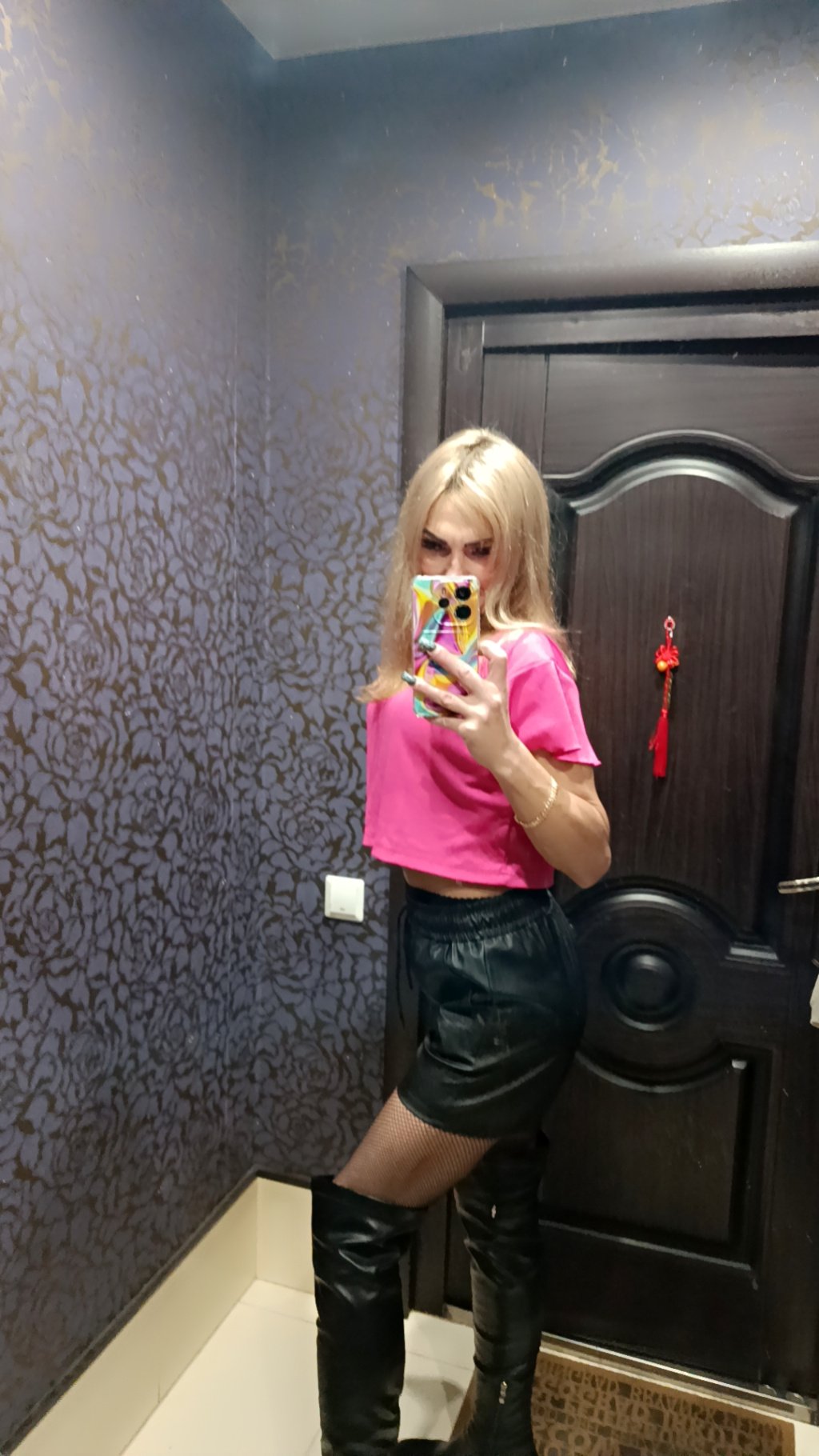 Алена: проститутки индивидуалки в Омске