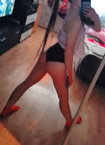 киса: индивидуалка проститутка Омска